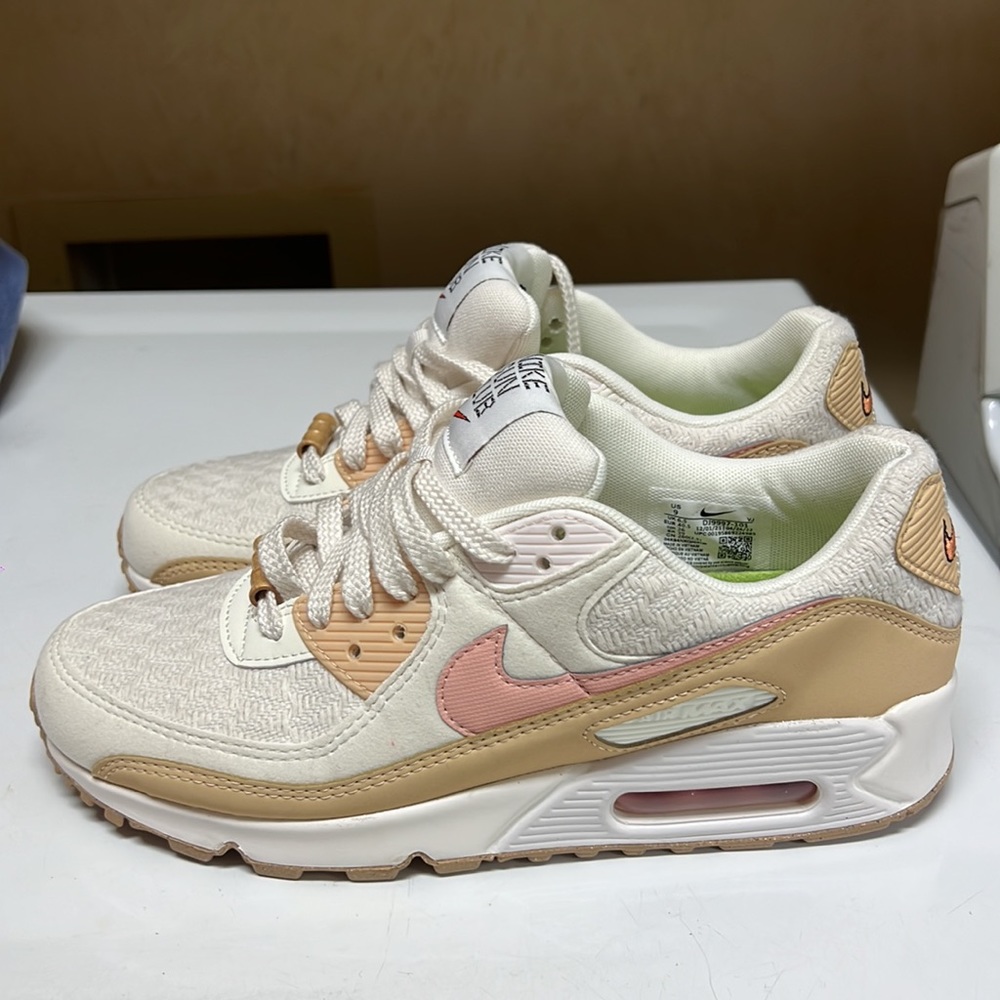 Nike Air Max 90 Sun Club